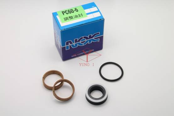 KOMATSU PC60-5履帶調整油封修理包 Track Adjuster seal kit